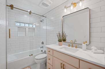 How Much Does It Cost to Remodel a Bathroom in Northwest Indiana? | Clear Contractors