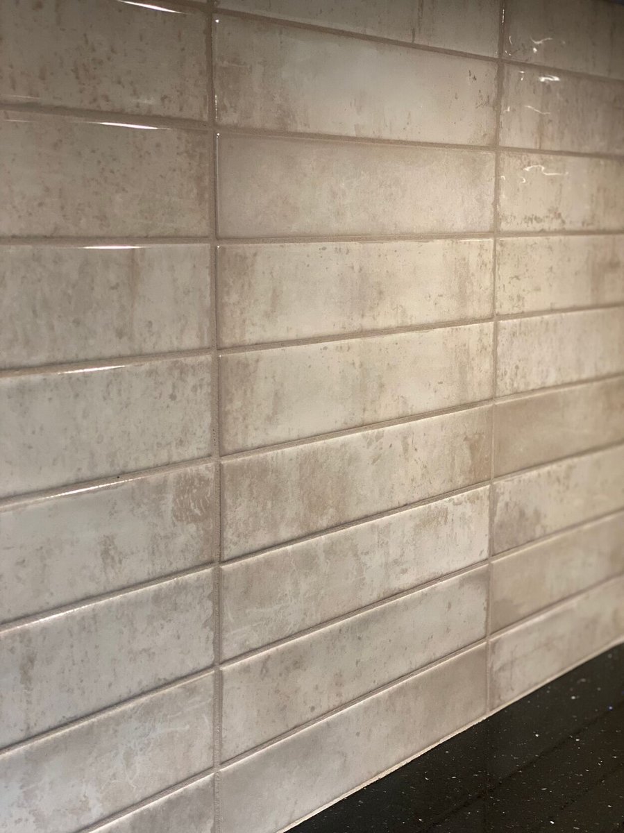 Cream ceramic backsplash detail featured in a kitchen remodel in Lynwood by Clear Contractors